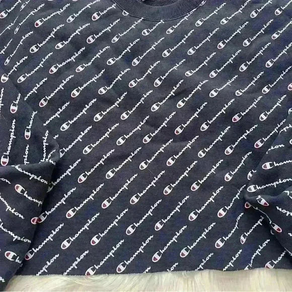 Champion Reverse Weave All Over Spellout Logo Crop Crew Sweatshirt XL - Picture 3 of 7